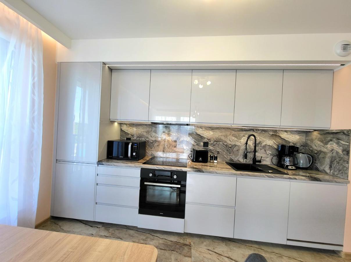 Eksclusive Apartment Paradise Down Town 6 Persons 3 Rooms คราคูฟ ภายนอก รูปภาพ