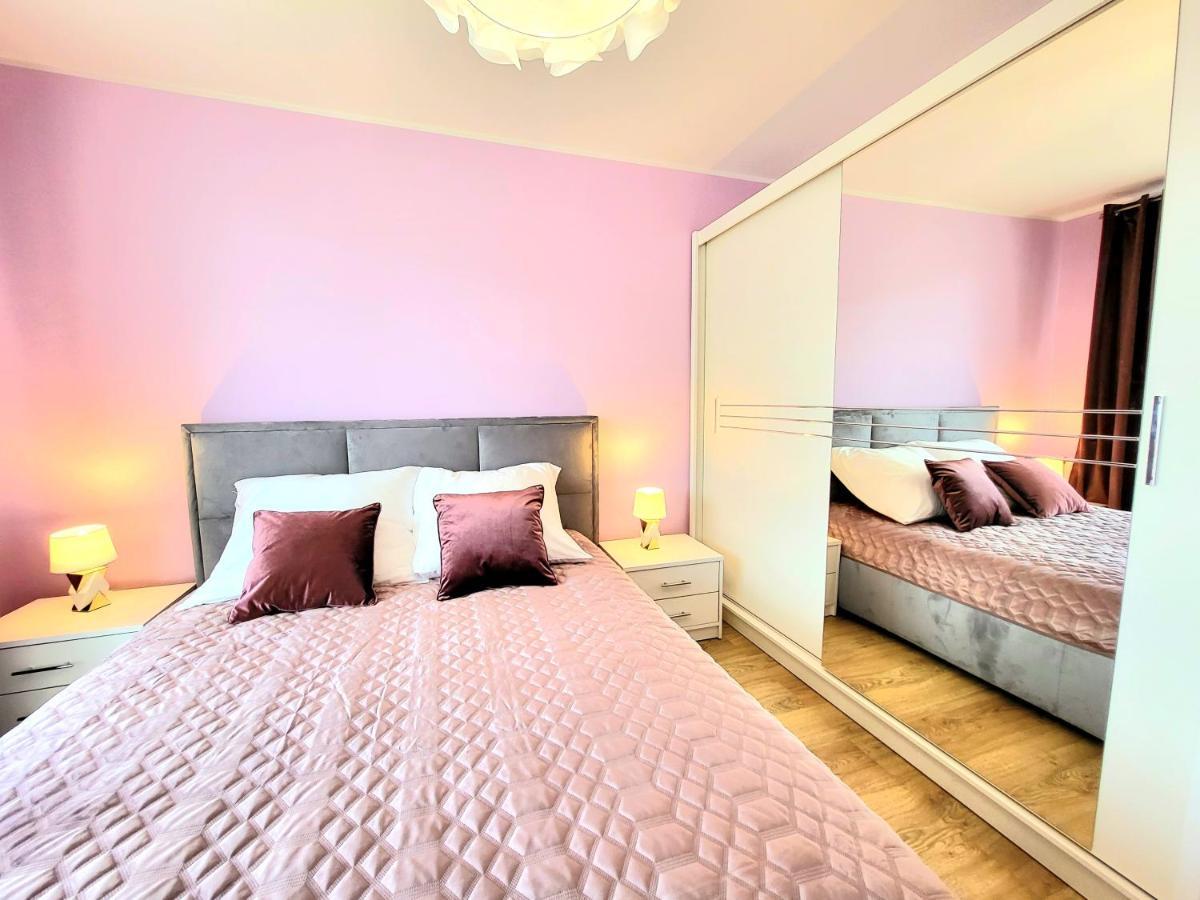 Eksclusive Apartment Paradise Down Town 6 Persons 3 Rooms คราคูฟ ภายนอก รูปภาพ