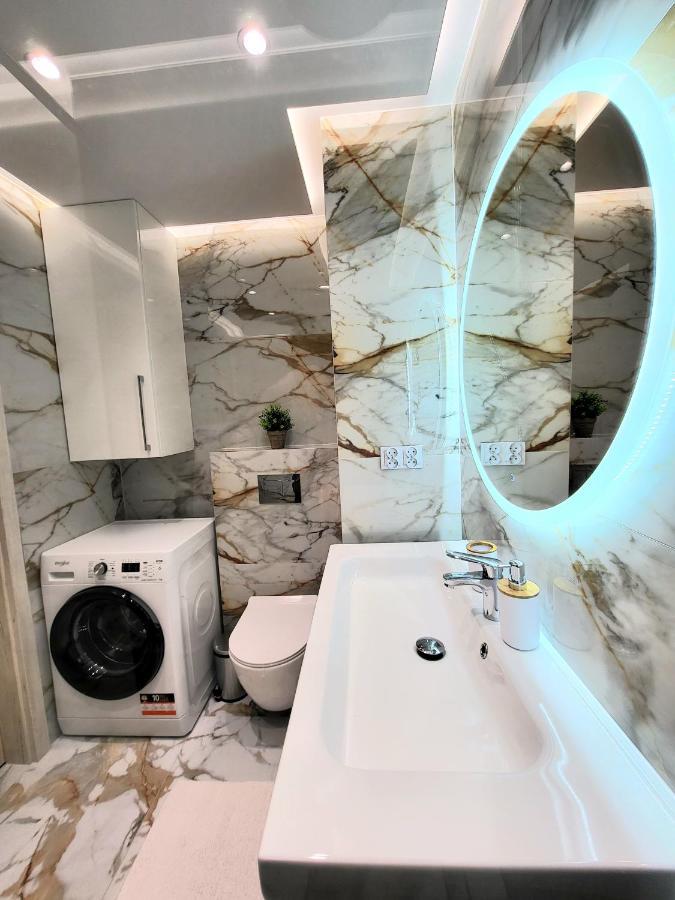 Eksclusive Apartment Paradise Down Town 6 Persons 3 Rooms คราคูฟ ภายนอก รูปภาพ