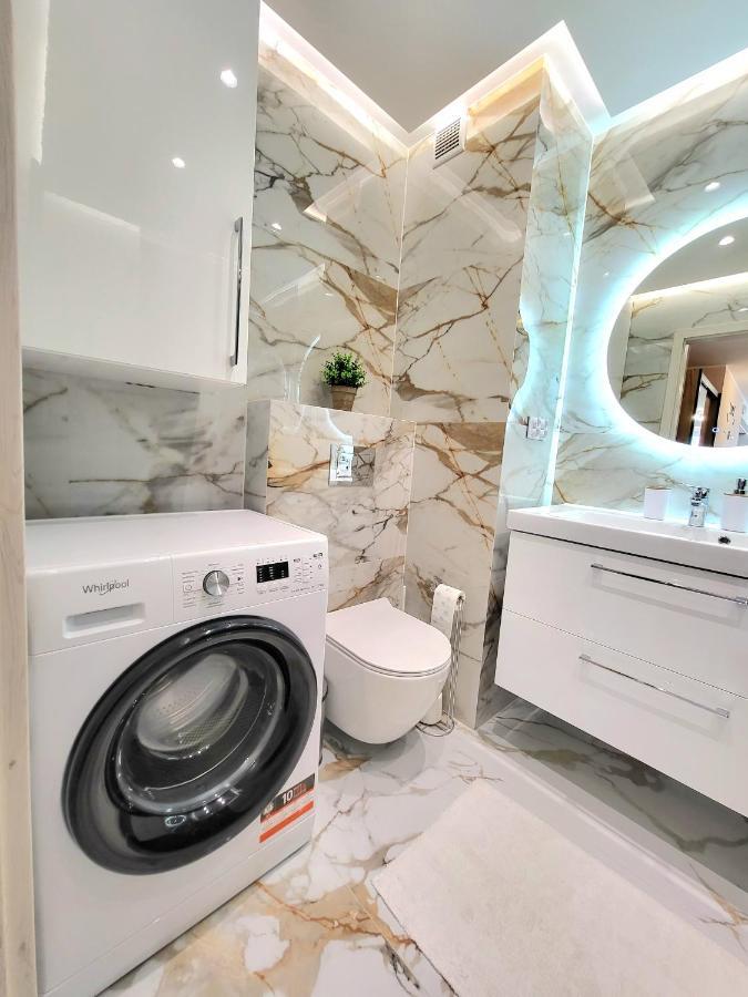 Eksclusive Apartment Paradise Down Town 6 Persons 3 Rooms คราคูฟ ภายนอก รูปภาพ